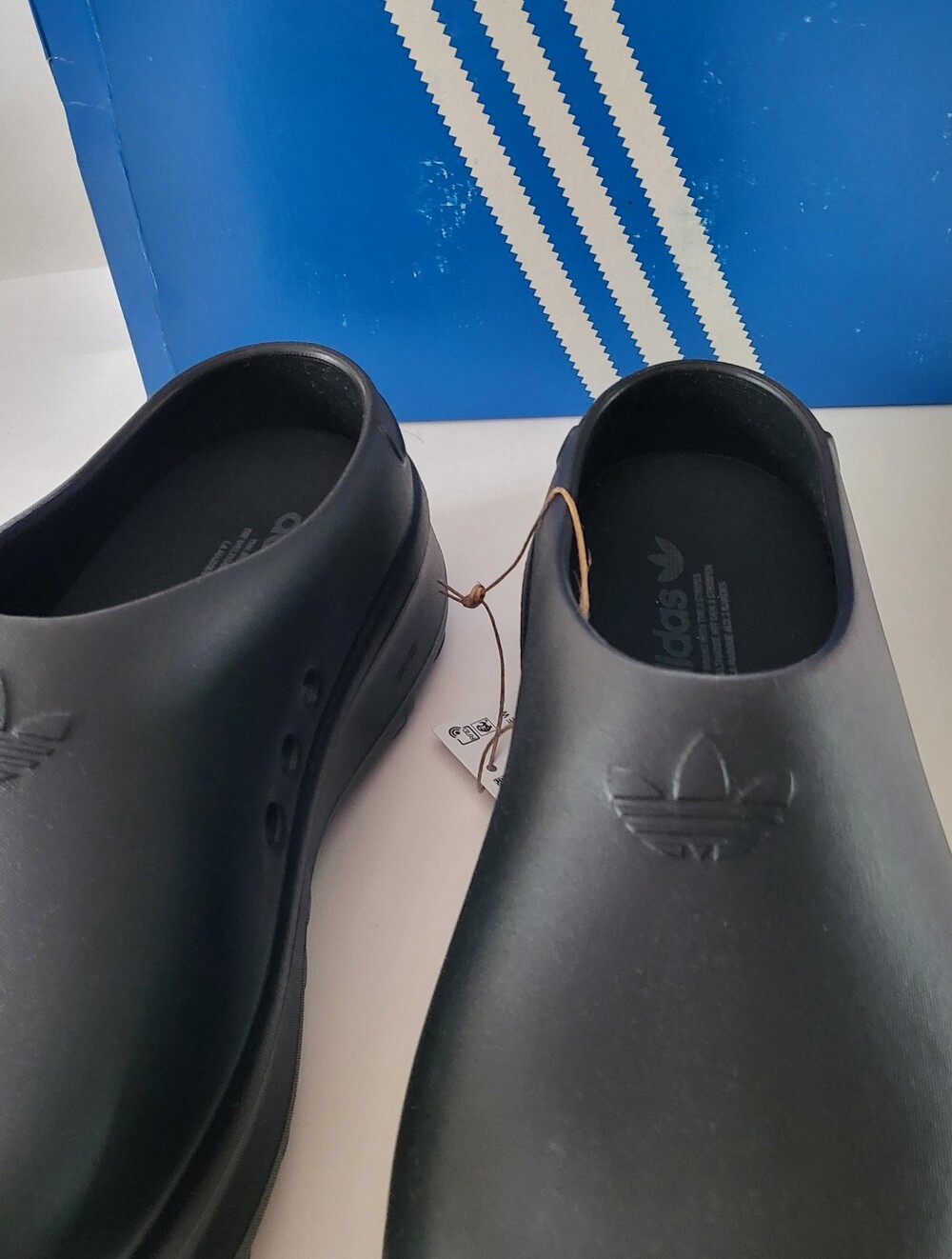 Adidas Originals Adifom Stan Mules Womens size 9 Black Clogs - Picture 2 of 5